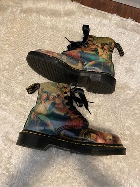 Dr Martens Art Print Museum 8 Hole Boots 8US Dark Academia Goth Punk